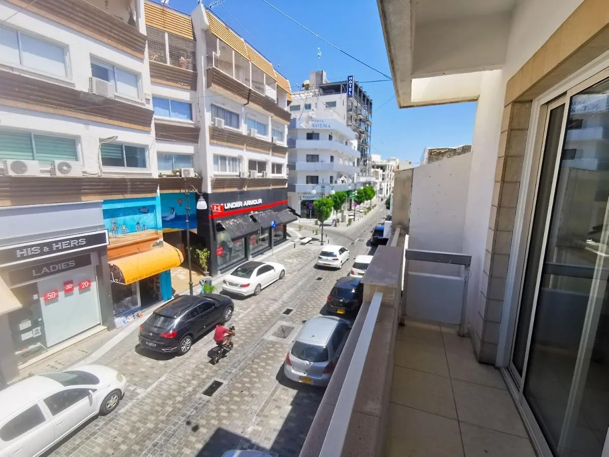 Flipflop City Center Apartment Larnaca